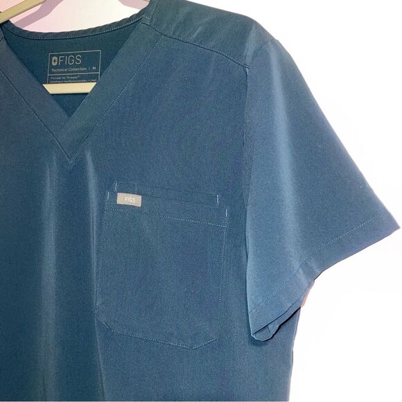 Figs Mens Scrub Set Navy Leon 3 Pocket Top Axim Cargo Pants Size M - Picture 3 of 15